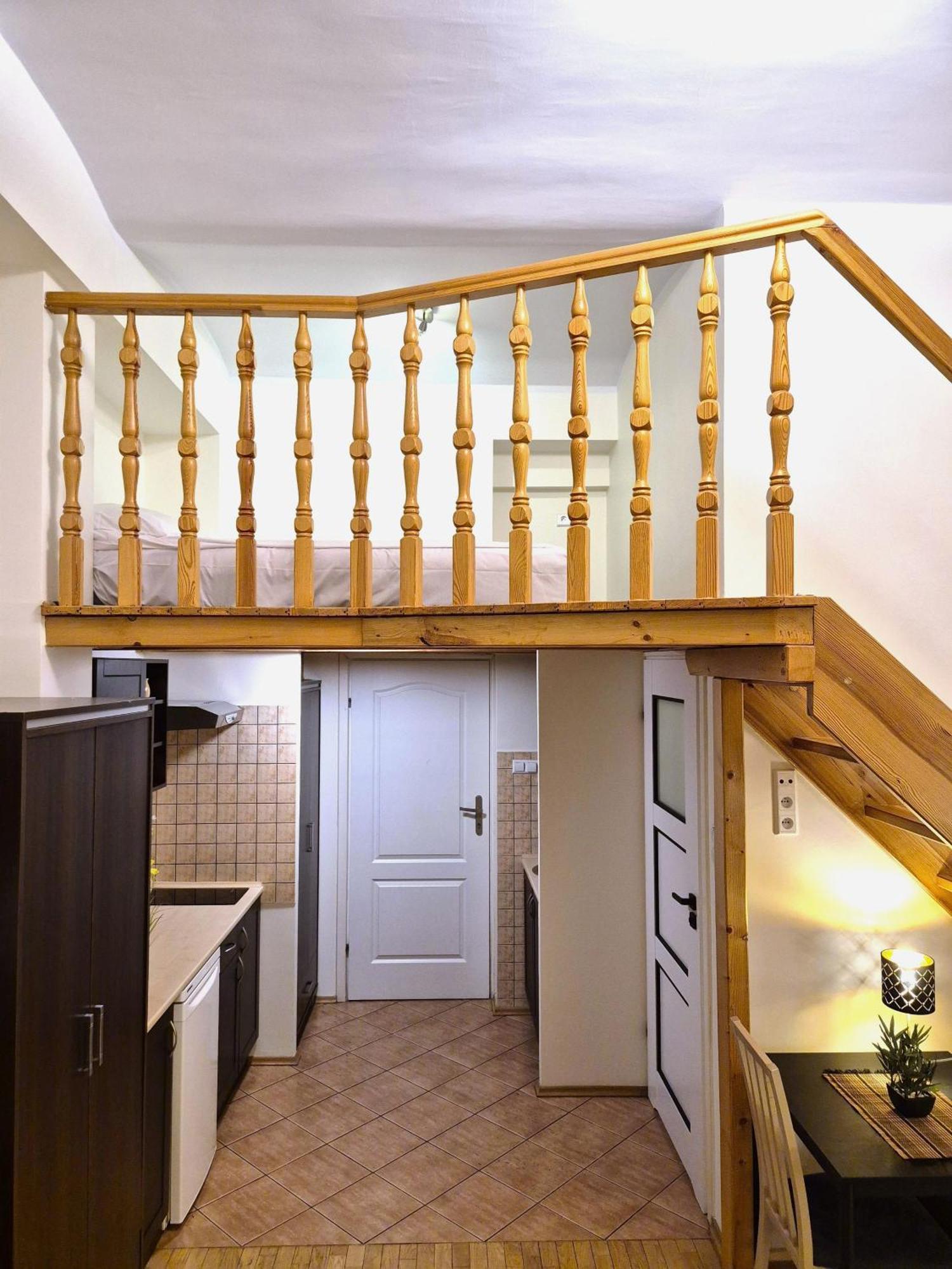 Studio Apartment