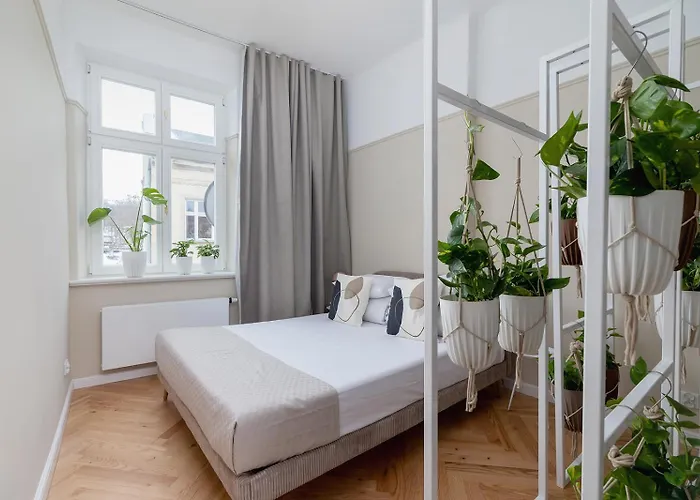 2 - Bedroom - Rejtana 10